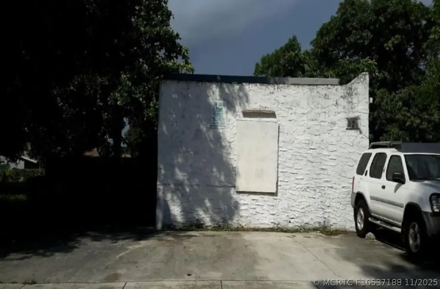 237 NW 11th Street, Pompano Beach, FL 33060 - #2