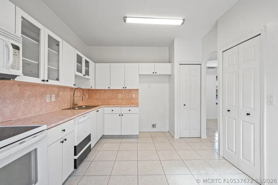 8520 NW 139th Terrace #1602, Miami Lakes, FL 33016 - #3