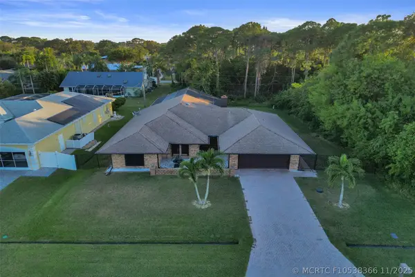 766 SE Cavern Avenue, Port St Lucie, FL 34983