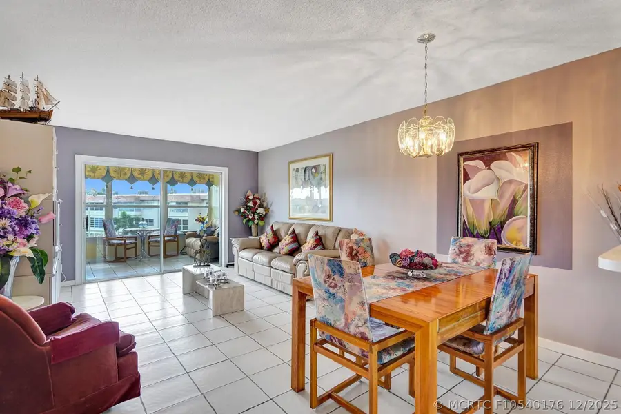 4800 NW 35th Street #612, Lauderdale Lakes, FL 33319 - #3