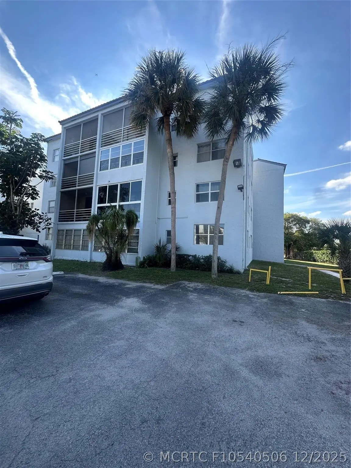 2800 Somerset Drive #J107, Lauderdale Lakes, FL 33311 - #1