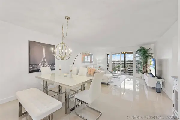 2202 S Cypress Bend Drive #606, Pompano Beach, FL 33069
