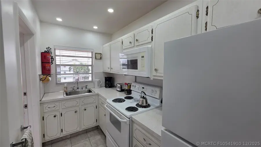 5300 Washington Street #L338, Hollywood, FL 33021 - #2
