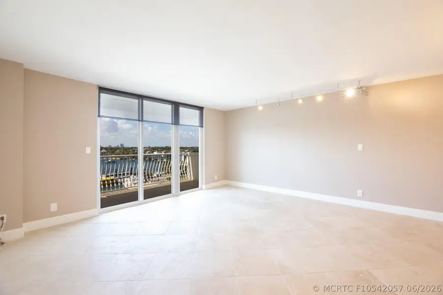 1 Las Olas Circle #605, Fort Lauderdale, FL 33316 - #3