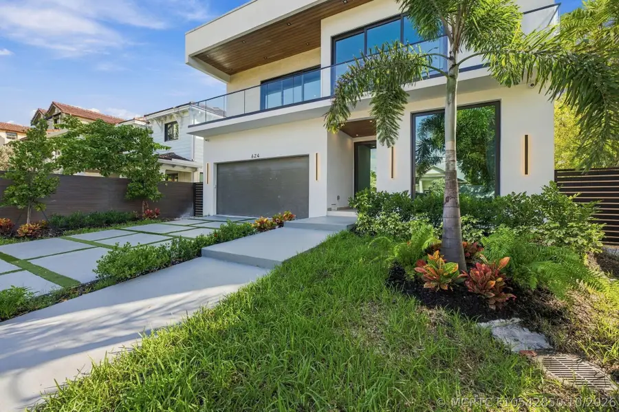 624 SW 8th Avenue, Fort Lauderdale, FL 33315 - #2