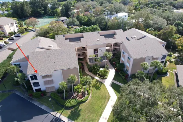 6175 S Mirror Lake Drive #301, Sebastian, FL 32958