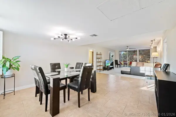 3900 Oaks Clubhouse Drive #310, Pompano Beach, FL 33069