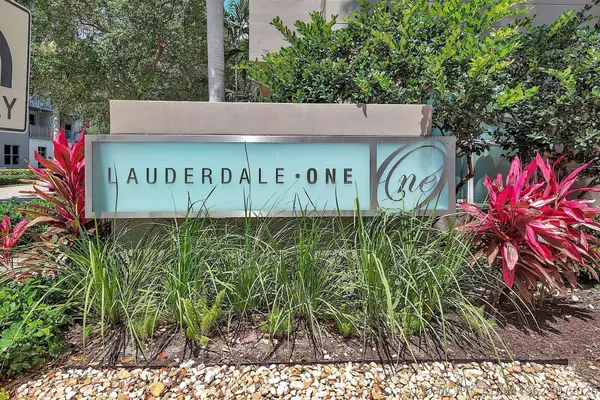 2401 NE 65th Street #112, Fort Lauderdale, FL 33308