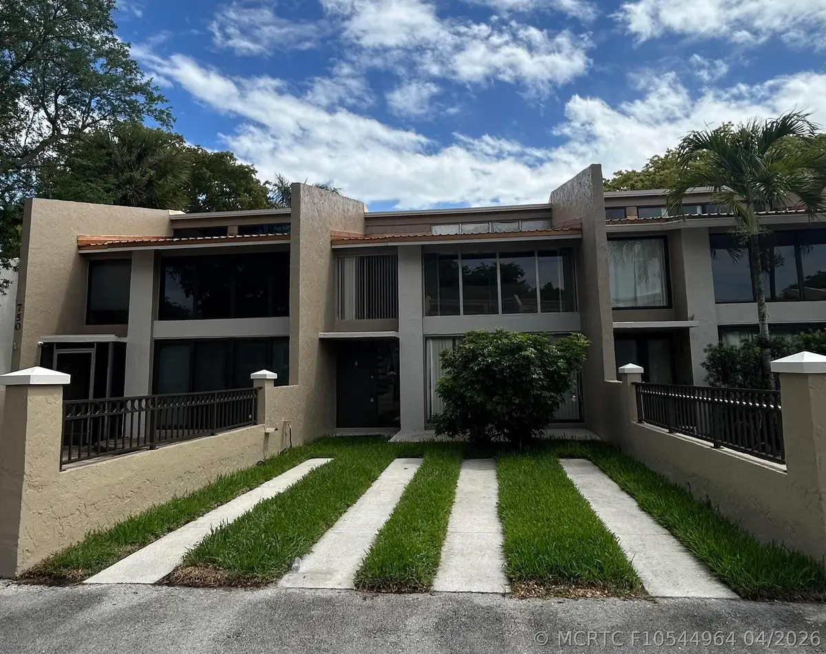 750 E Coco Plum Circle #2, Plantation, FL 33324 - #1