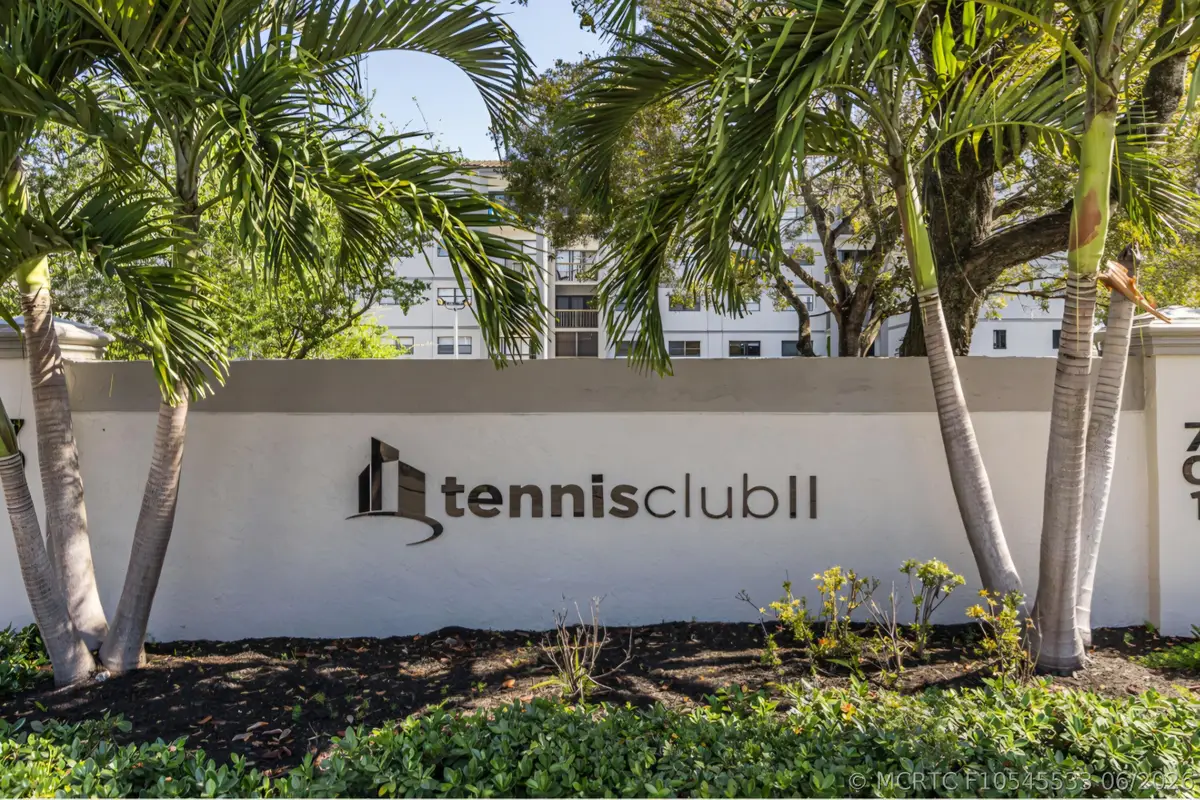 701 NW 19th Street #401, Fort Lauderdale, FL 33311 - #1