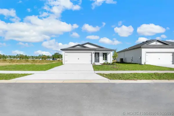 8556 105th Avenue, Vero Beach, FL 32967