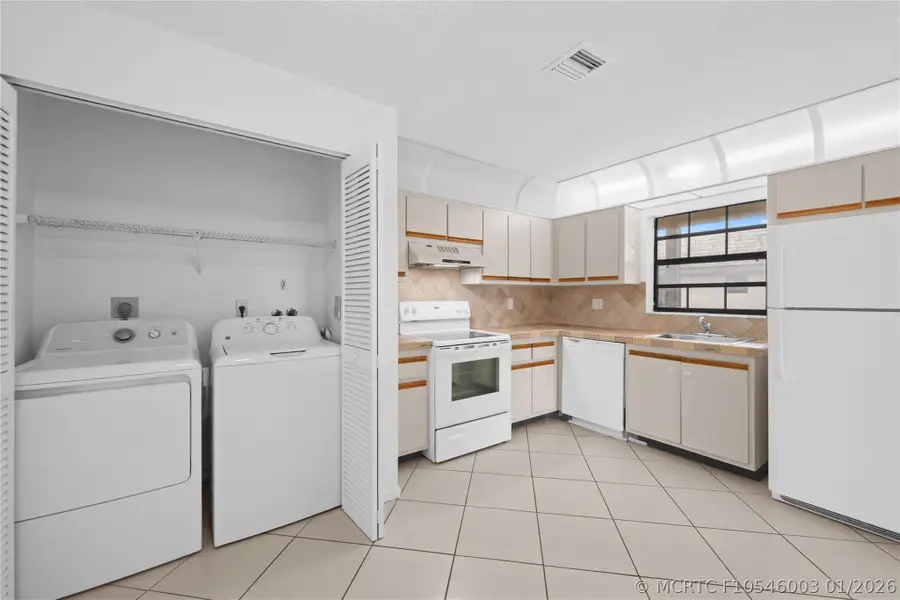 3574 NW 95th Terrace #8q, Sunrise, FL 33351 - #3