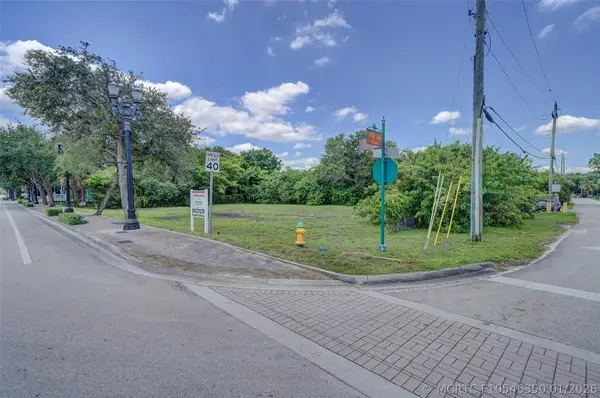 6404 SW 46th Street, Davie, FL 33314