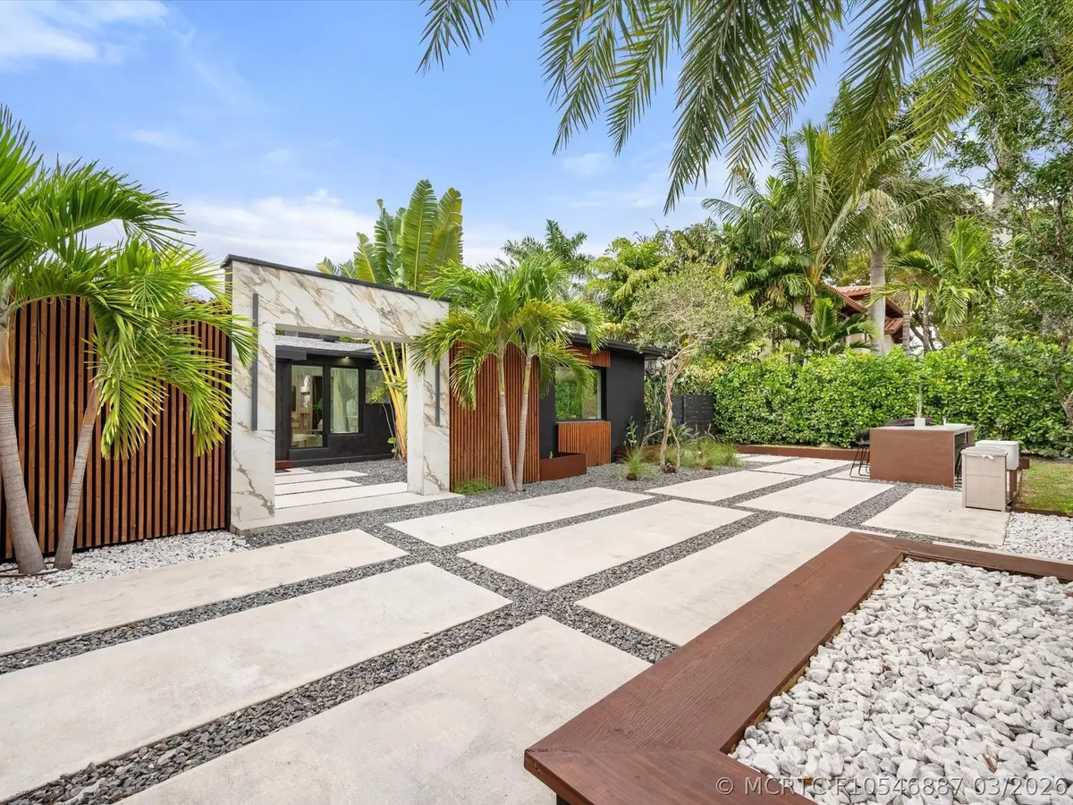 2711 NE 19th Street, Fort Lauderdale, FL 33305 - #1