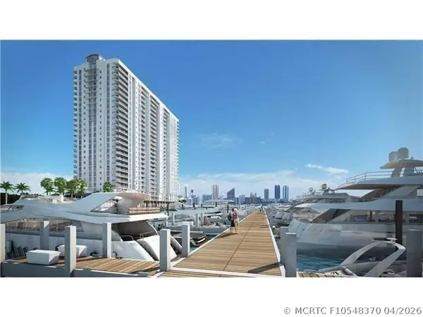 17211 Biscayne Slip #64 Boulevard, North Miami Beach, FL 33160