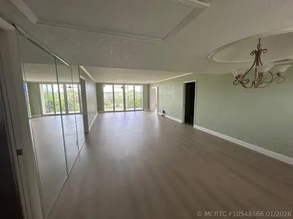 3850 Oaks Clubhouse Drive #403, Pompano Beach, FL 33069