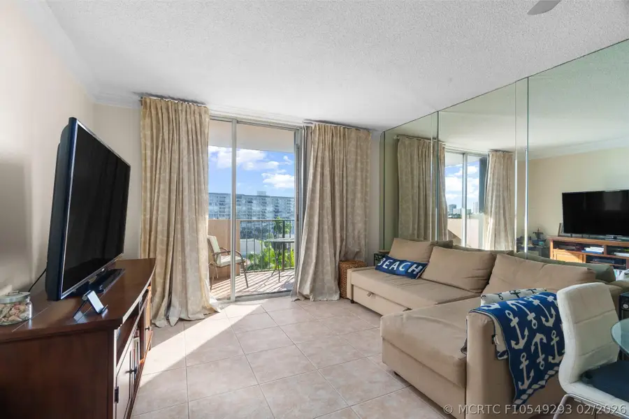 777 S Federal Hy #811-d, Pompano Beach, FL 33062 - #2