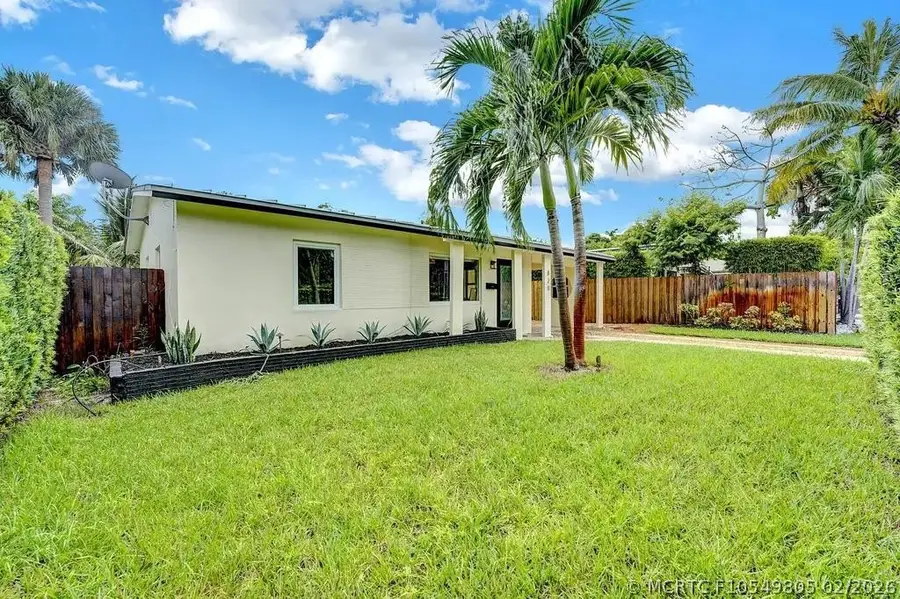 820 NE 17th Street, Fort Lauderdale, FL 33305 - #2