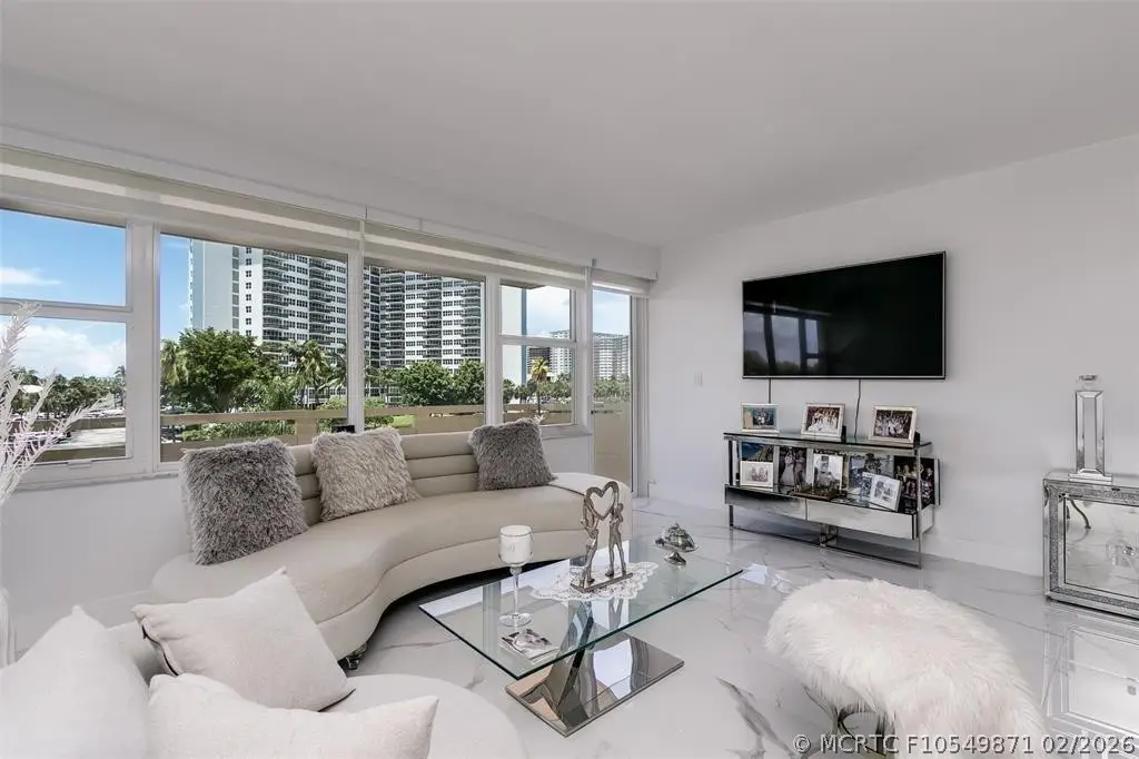 3333 NE 34th Street #304, Fort Lauderdale, FL 33308 - #1