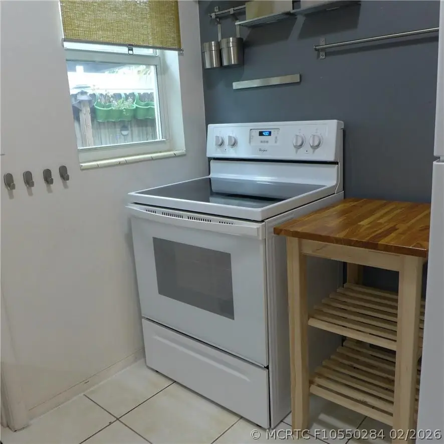 812 NE 15 Avenue, Fort Lauderdale, FL 33304 - #3