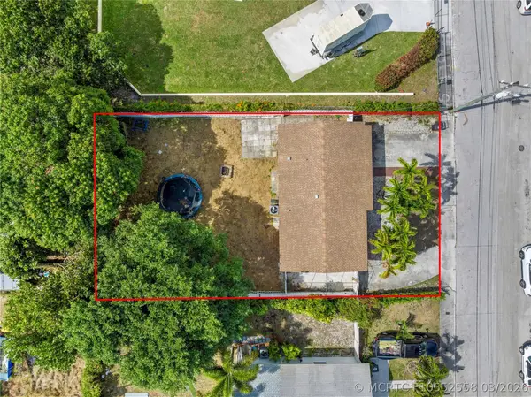 842 Kaye Street, West Palm Beach, FL 33405
