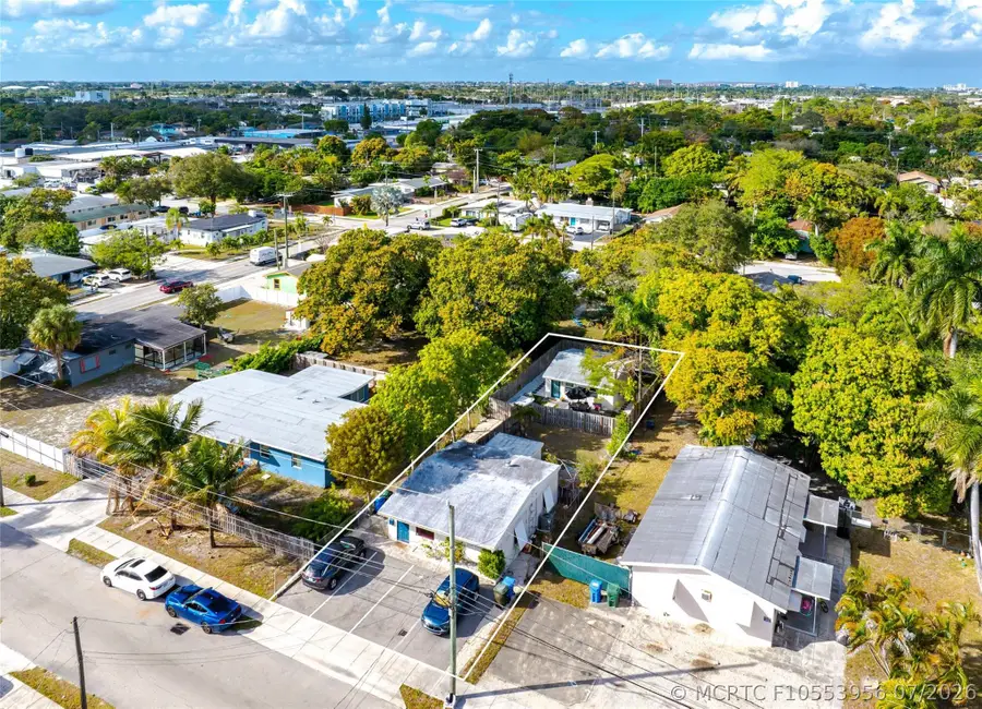 659 NE 32nd Street, Oakland Park, FL 33334 - #2