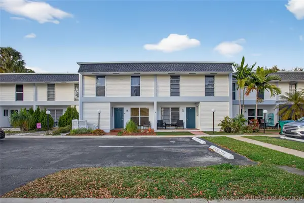 3331 Farragut Street #8d, Hollywood, FL 33021