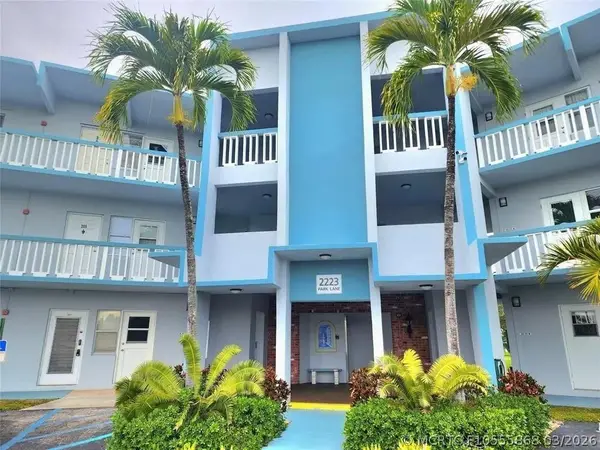 2223 Park Lane #302, Hollywood, FL 33021