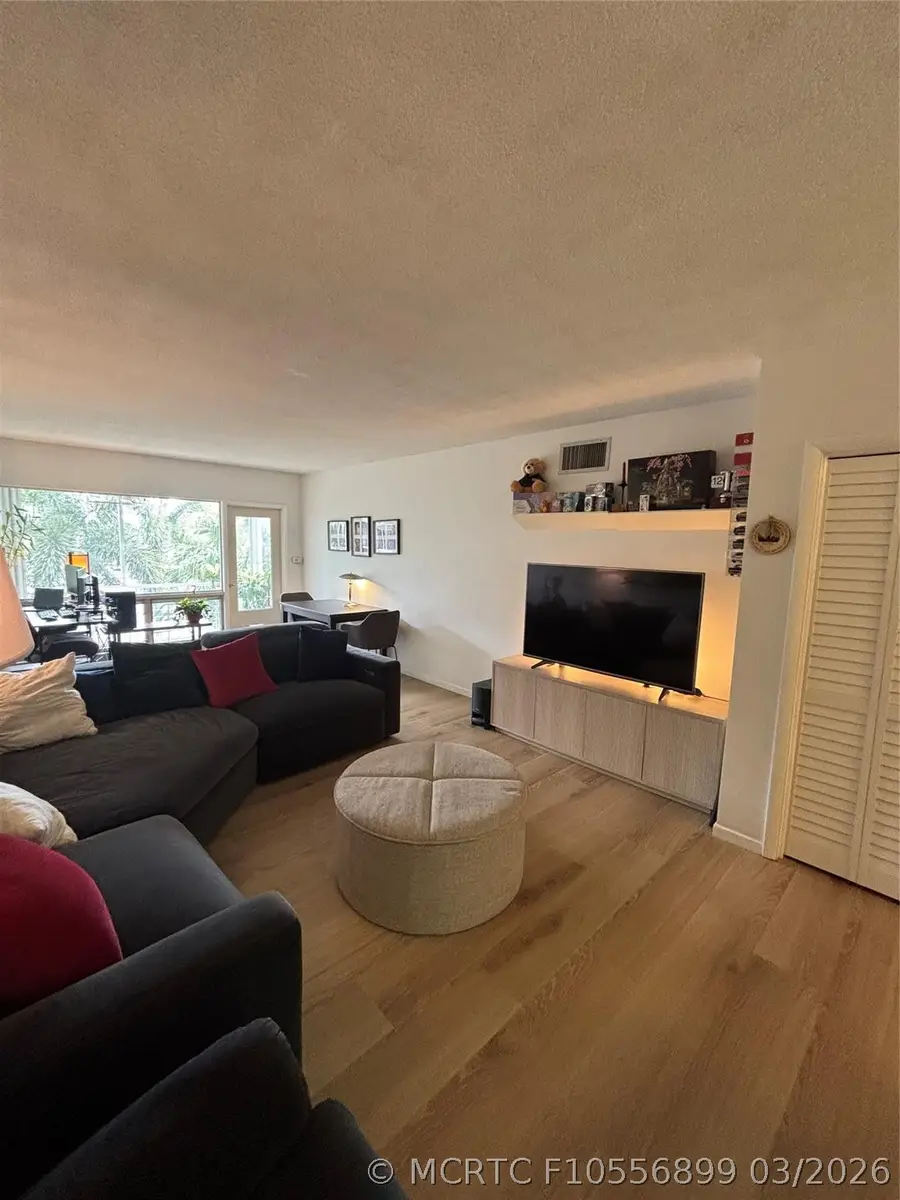 900 SW 12th Street #202, Fort Lauderdale, FL 33315 - #3