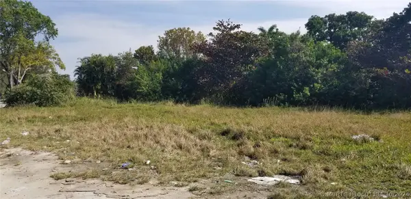 450 136th Street, North Miami, FL 33161