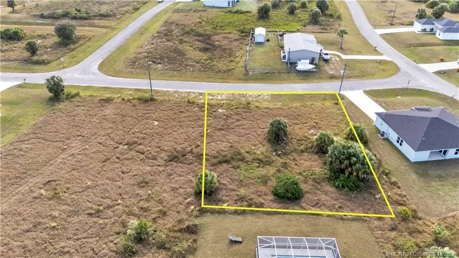 1053 Monday Street, Port Labelle, FL 33935 - Image #2