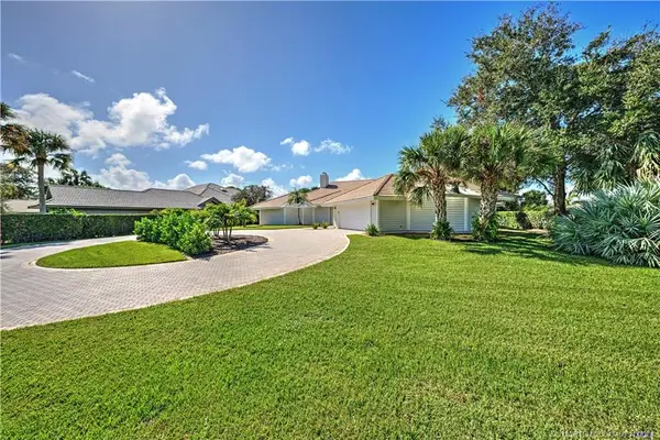 6420 SE Winged Foot Drive, Stuart, FL 34997