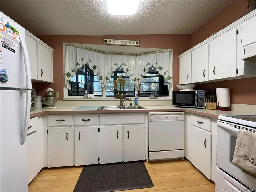 16236 SW Three Wood Way, Indiantown, FL 34956 - Image #3