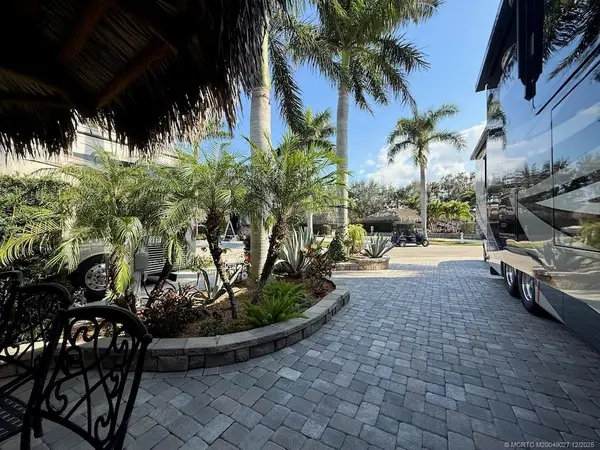 254 NW Hazard Way, Port St Lucie, FL 34986