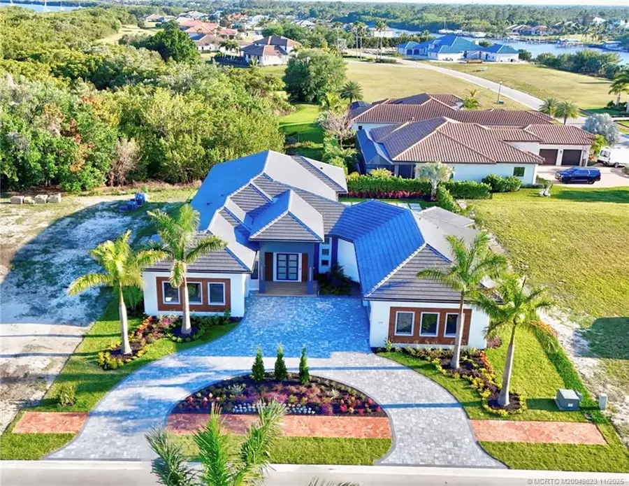 179 SE Via Terra Bella, Port Saint Lucie, FL 34952 - Image #2