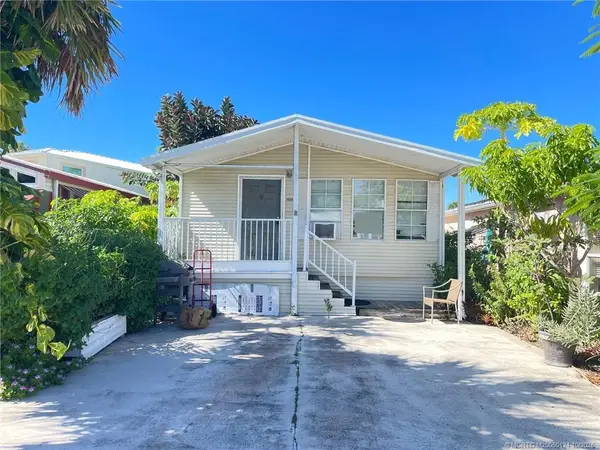 2033 Nettles Boulevard, Jensen Beach, FL 34957