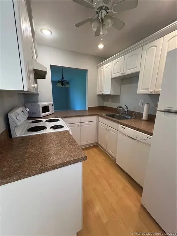 5335 SE Miles Grant Road #214, Stuart, FL 34997 - Image #3