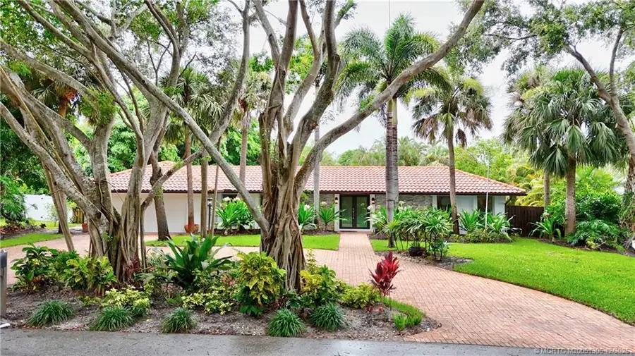 4 Copaire Road, Sewalls Point, FL 34996 - #3