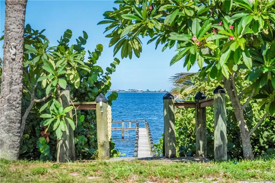 11105 S Indian River Drive, Fort Pierce, FL 34982 - Image #3