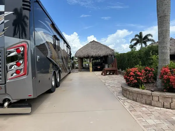 267 NW Hazard Way, Port St Lucie, FL 34986