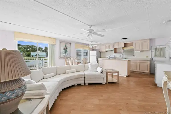 144 SE Tudor Court, Stuart, FL 34994