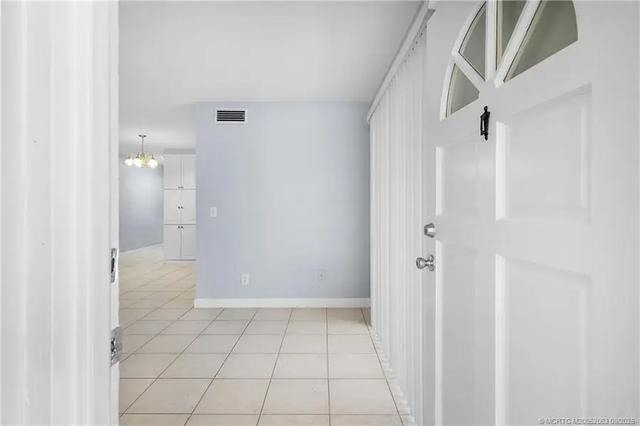 333 SE Martin Avenue #1A, Stuart, FL 34996 - Image #2