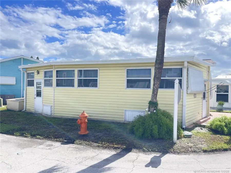 943 Nettles Boulevard, Jensen Beach, FL 34957 - Image #2
