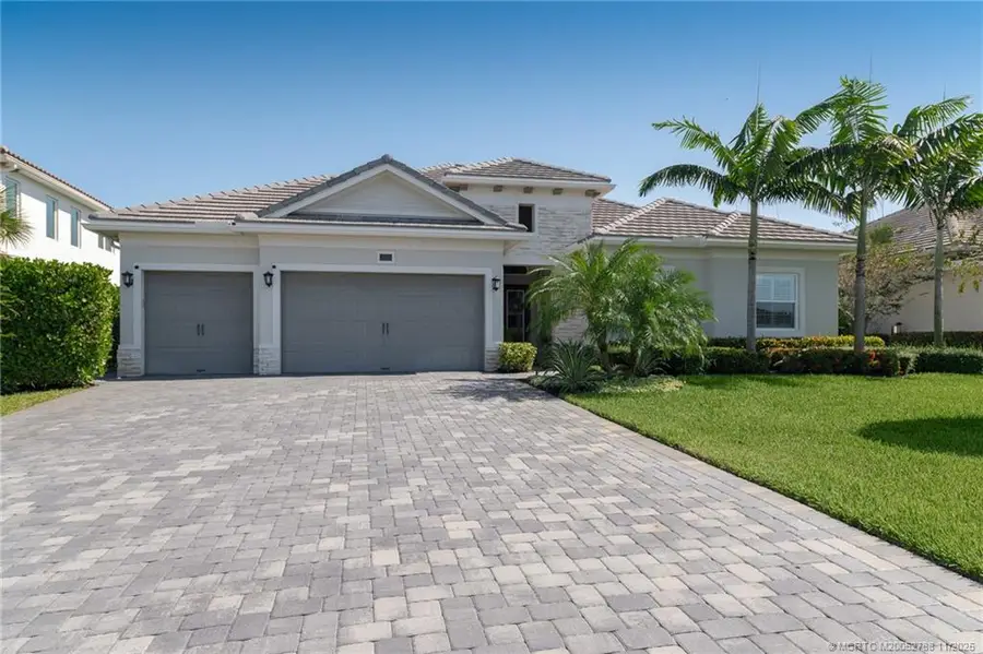 2505 NE Evinrude Circle, Jensen Beach, FL 34957 - Image #3