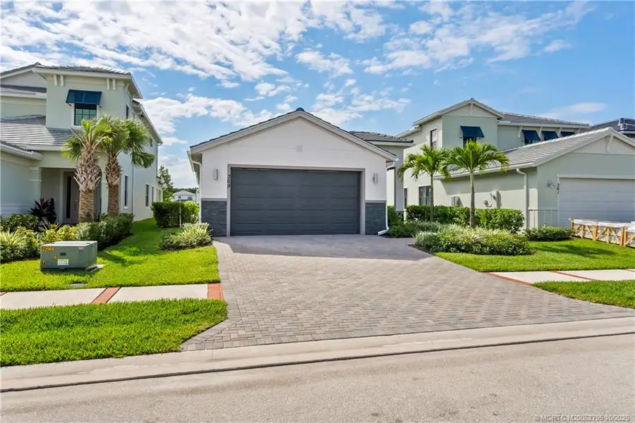 369 SE Fascino Circle, Port Saint Lucie, FL 34984 - Image #2
