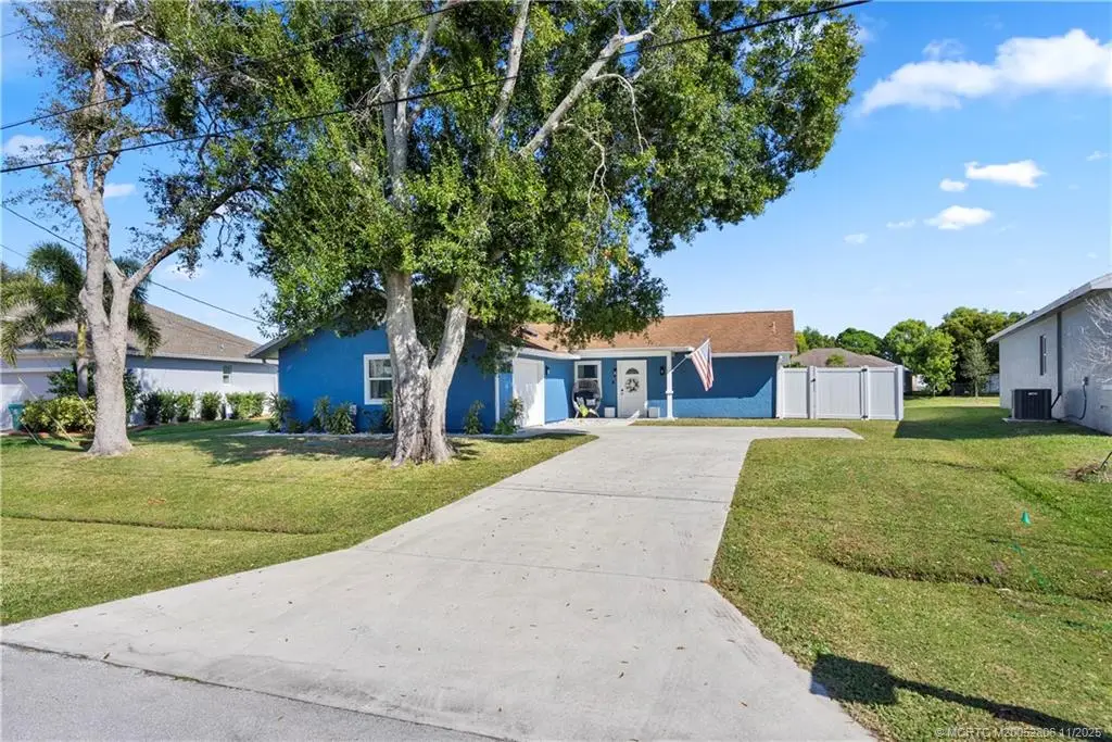 2932 SE Buccaneer Circle, Port Saint Lucie, FL 34952 - #1