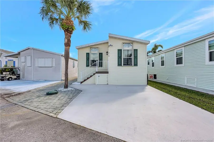 716 Nettles Boulevard, Jensen Beach, FL 34957 - Image #2