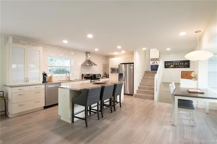 3342 SE Court Drive, Stuart, FL 34997 - Image #2