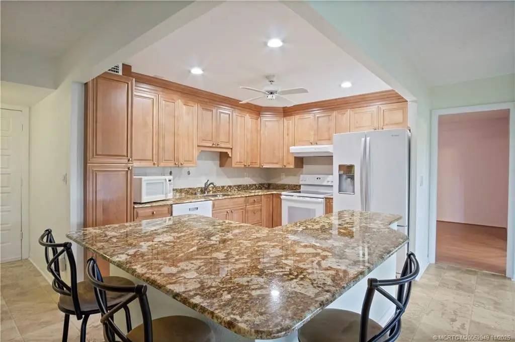 1800 SE St. Lucie Boulevard #9-204, Stuart, FL 34996 - Image #1