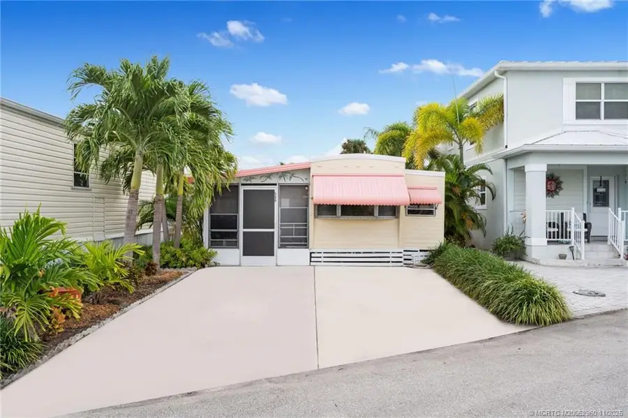 580 Nettles Boulevard, Jensen Beach, FL 34957 - Image #3